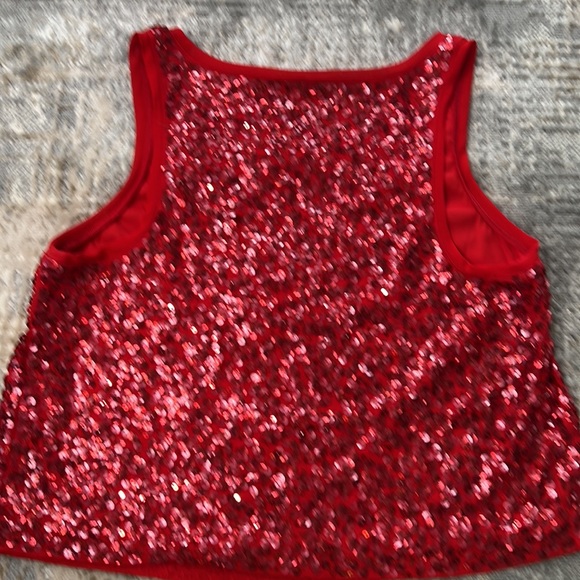 EUC EXPRESS VICTORY RED SEQUIN CROPPED TANK TOP M - Picture 2 of 5